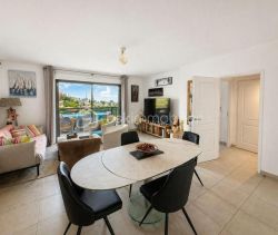 A louer APPARTEMENT T3 67 M2 TERRASSE VUE MER THEOULE SUR MER