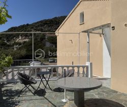 A louer MAISON  6 PIECES 104 M2 BORD DE MER BONIFACIO