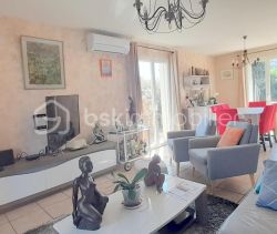 A louer MAISON  4 PIECES 91 M2 BORD DE MER SAINT HIPPOLYTE