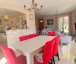 A louer MAISON  4 PIECES 91 M2 BORD DE MER SAINT HIPPOLYTE