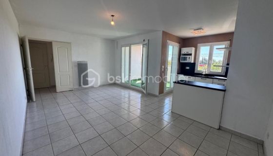A louer APPARTEMENT T3 56 M2 TERRASSE BORD DE MER NARBONNE