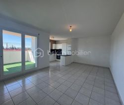 A louer APPARTEMENT T3 56 M2 TERRASSE BORD DE MER NARBONNE