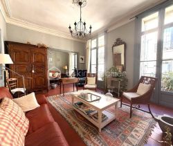 A louer APPARTEMENT DUPLEX T5 137 M2 BORD DE MER SETE