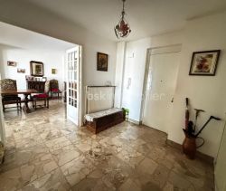 A louer APPARTEMENT T3 98 M2 BORD DE MER SETE