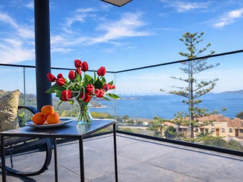 A louer APPARTEMENT T3 55 M2 TERRASSE VUE MER PIETROSELLA