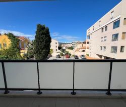A vendre APPARTEMENT DE PRESTIGE T3 61 M2 TERRASSE PLAGE à PIED LA CIOTAT