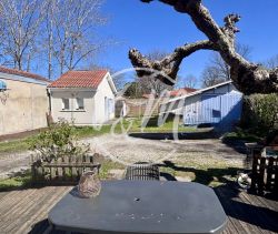 A vendre TrEs jolie maison de type basco landais 5 PIECES 101 M&sup2; Andernos-les-Bains