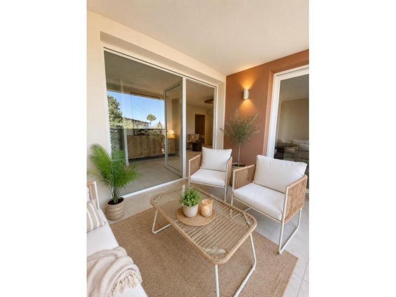 A louer APPARTEMENT T2 44 M2 TERRASSE PLAGE à PIED SETE