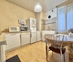 A louer APPARTEMENT T4 87 M2  BEZIERS