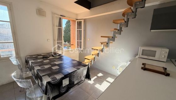 A louer APPARTEMENT DUPLEX T2 37 M2 BORD DE MER LA SEYNE SUR MER