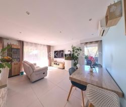 A louer APPARTEMENT T3 59 M2 TERRASSE BORD DE MER ANTIBES