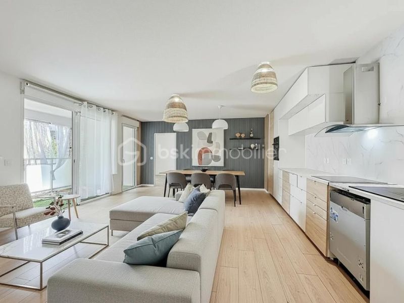 A louer APPARTEMENT T3 69 M2 TERRASSE  MONTPELLIER