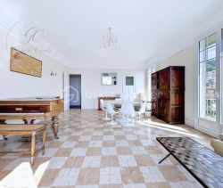 A louer APPARTEMENT DE PRESTIGE NEUF T3 103 M2 VUE MER GRASSE