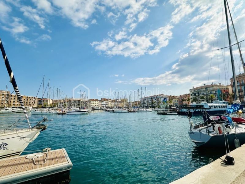 A louer APPARTEMENT T4 64 M2 PLAGE à PIED LA SEYNE SUR MER