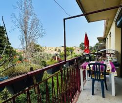 A louer APPARTEMENT T4 64 M2 PLAGE à PIED LA SEYNE SUR MER
