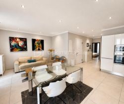 A louer APPARTEMENT T3 68 M2 BORD DE MER CANNES