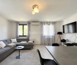A louer MAISON  4 PIECES 108 M2 BORD DE MER SERIGNAN