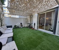 A louer APPARTEMENT T3 69 M2 TERRASSE BORD DE MER NICE