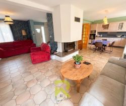 A louer MAISON  6 PIECES 134 M2 BORD DE MER AGDE