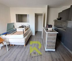 A louer STUDIO NEUF  30 M2 TERRASSE PLAGE à PIED GRUISSAN