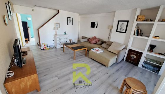 A louer APPARTEMENT DUPLEX T4 73 M2 BORD DE MER GRUISSAN