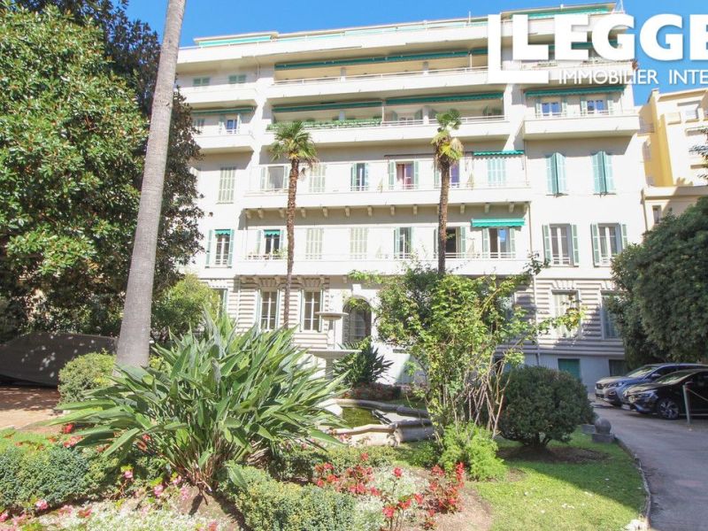 A louer APPARTEMENT DE PRESTIGE T4 140 M2 BORD DE MER NICE