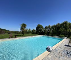 A vendre MAISON  14 PIECES 475 M2  DAX commerces, services