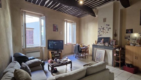 A louer APPARTEMENT T3 56 M2  CUGES LES PINS