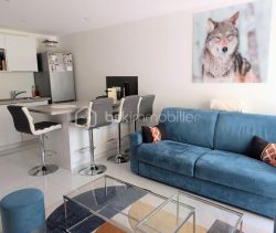 A louer APPARTEMENT T2 40 M2  NIMES