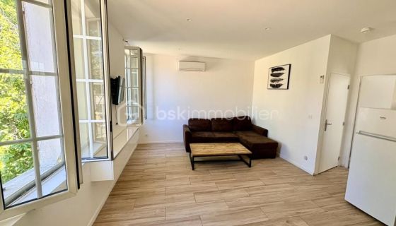 A louer APPARTEMENT T2 37 M2 BORD DE MER LA SEYNE SUR MER
