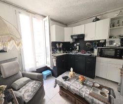 A louer APPARTEMENT T2 29 M2 BORD DE MER SETE