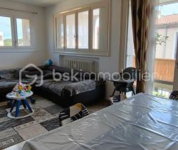 A louer APPARTEMENT T4 80 M2 TERRASSE BORD DE MER LA SEYNE SUR MER