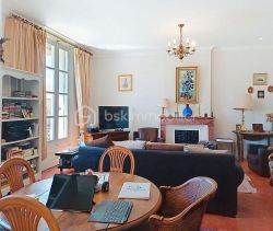 A louer APPARTEMENT DUPLEX T4 120 M2 TERRASSE BORD DE MER SETE