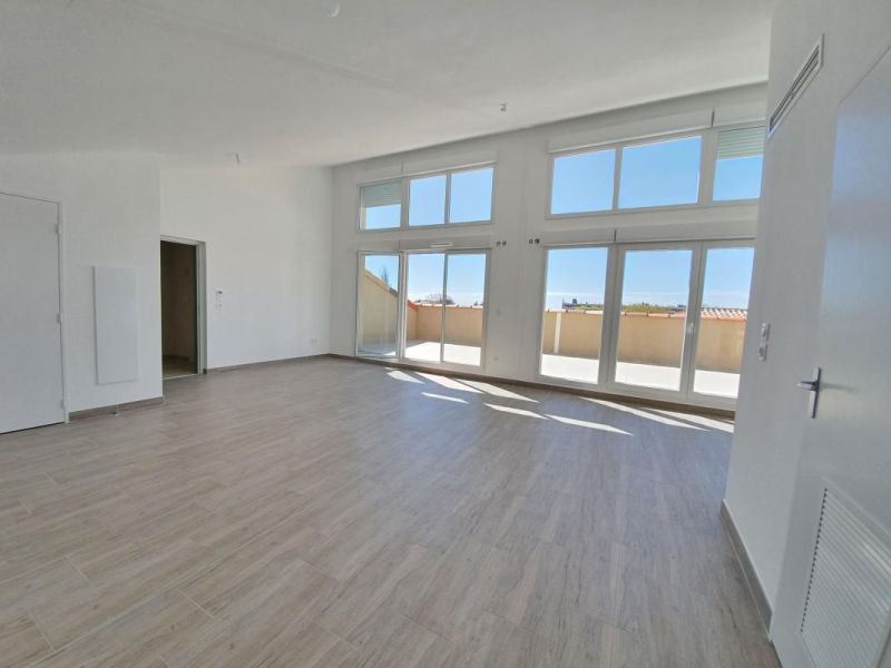 A louer APPARTEMENT NEUF T4 91 M2 TERRASSE  SALON DE PROVENCE