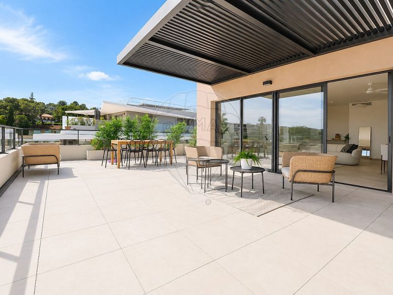 A louer PENTHOUSE DE PRESTIGE T4 112 M2 TERRASSE VUE MER VILLENEUVE LOUBET