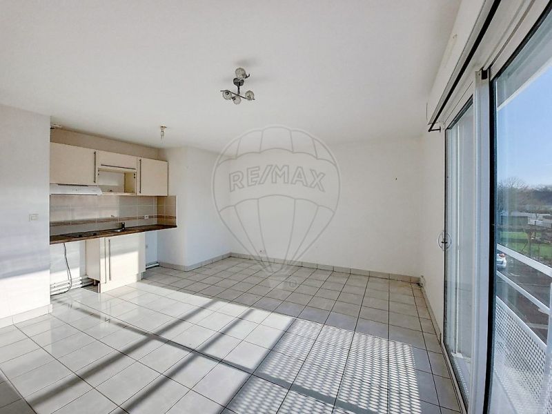A louer APPARTEMENT T2 37 M2  SAINTE LUCE SUR LOIRE