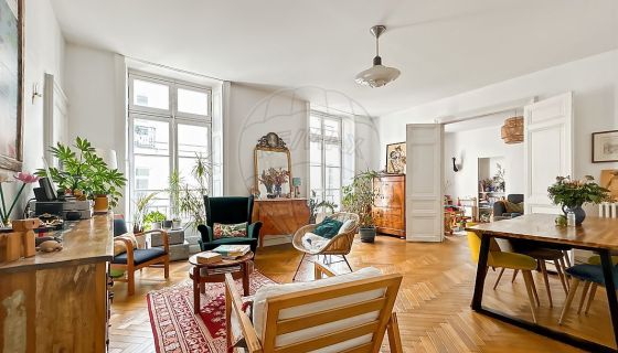 A louer APPARTEMENT T5 147 M2  NANTES