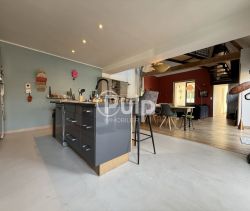 A louer LOFT  6 PIECES 157 M2  ARRAS