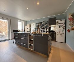 A louer LOFT  6 PIECES 157 M2  ARRAS