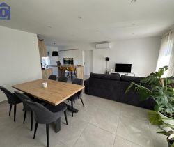 A louer MAISON  CONTEMPORAINE BORD DE MER SERIGNAN