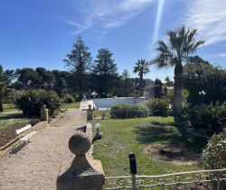 A louer APPARTEMENT DE PRESTIGE T2 43 M2 TERRASSE BORD DE MER LA CIOTAT
