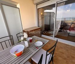 A louer STUDIO  37 M2 TERRASSE PIEDS DANS L'EAU PALAVAS LES FLOTS