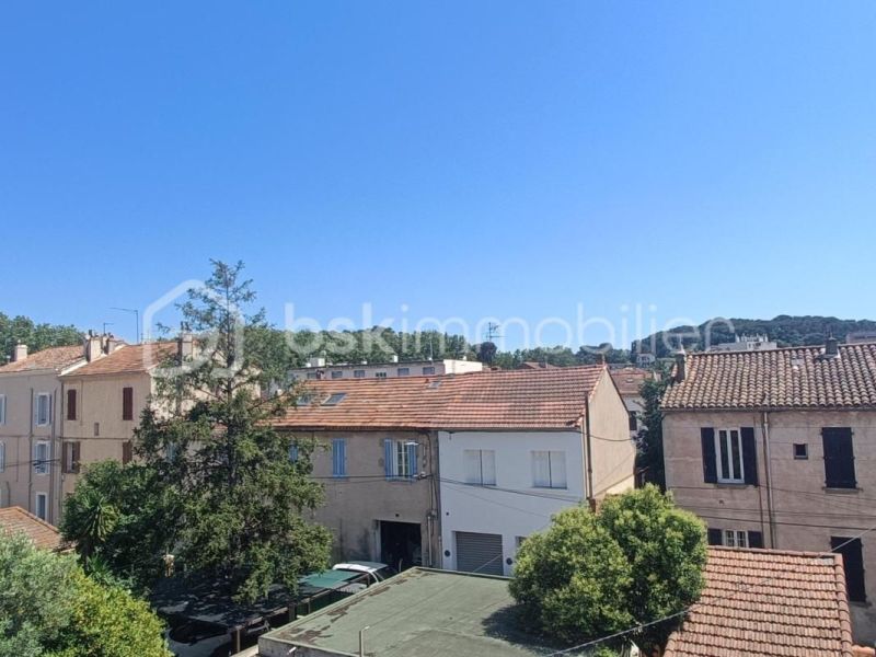 A louer APPARTEMENT DUPLEX T3 64 M2 BORD DE MER LA SEYNE SUR MER
