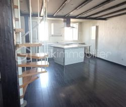 A louer APPARTEMENT DUPLEX T3 64 M2 BORD DE MER LA SEYNE SUR MER