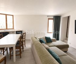A louer APPARTEMENT T4 88 M2 BORD DE MER ROQUEBRUNE SUR ARGENS