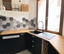 A louer APPARTEMENT T4 88 M2 BORD DE MER ROQUEBRUNE SUR ARGENS