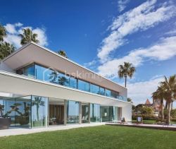 A louer MAISON  CONTEMPORAINE VUE MER CANNES