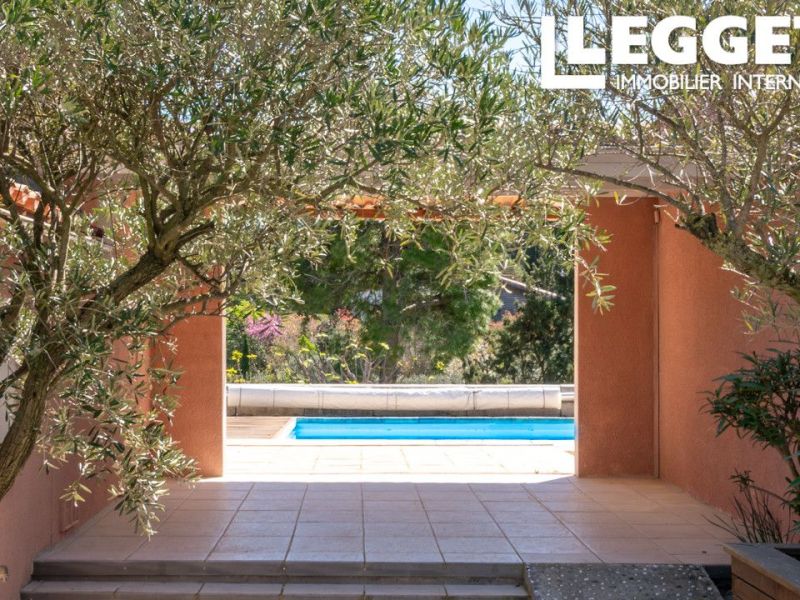 A louer MAISON  6 PIECES 209 M2 BORD DE MER NARBONNE