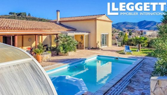 A louer MAISON  6 PIECES 200 M2  HEREPIAN