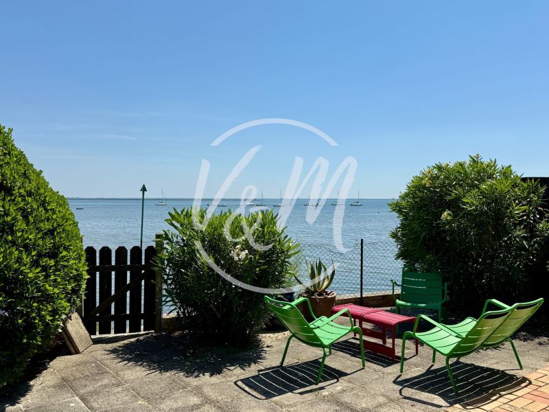 A vendre belle Villa premiere ligne 5 pieces 104 m&sup2; Taussat Lanton